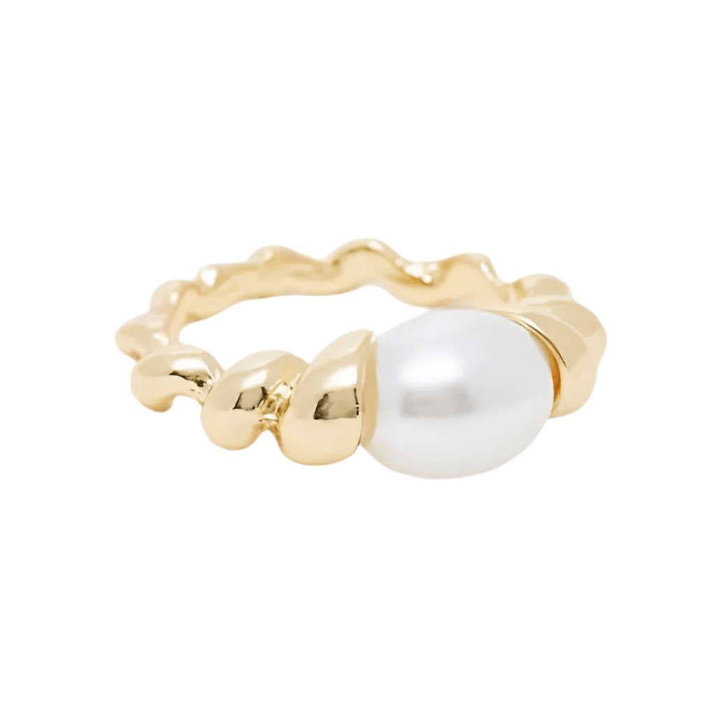 Spiral shaped gold ring with freshwater pearl on top 