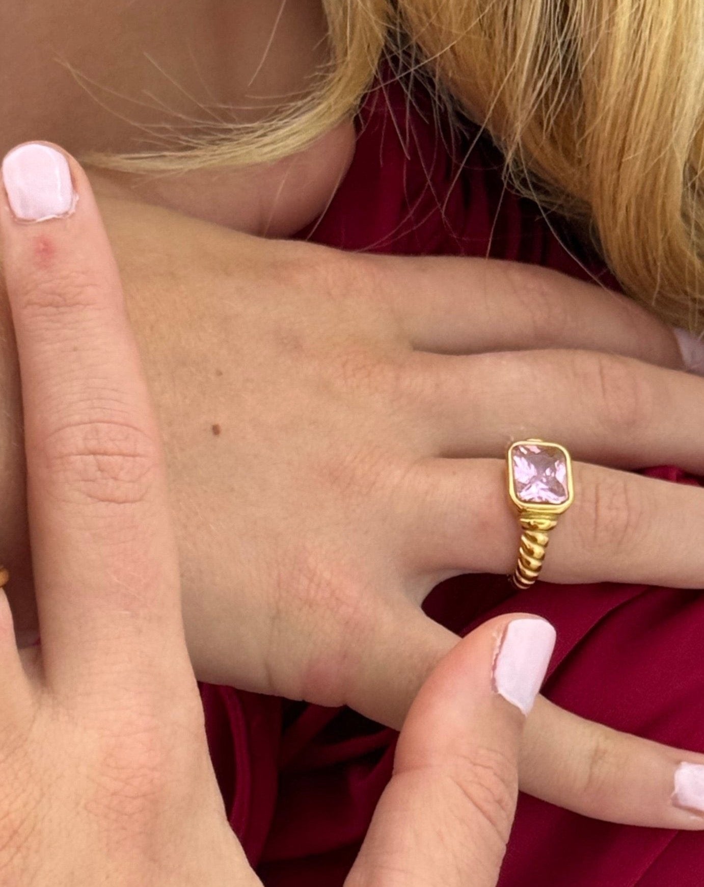 The Strawberry Ring in pink 